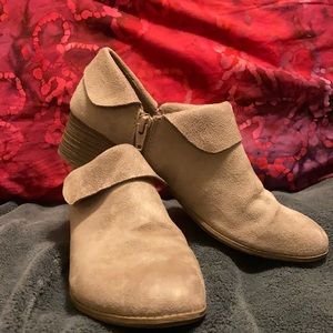American Eagle Suede Ankle Booties